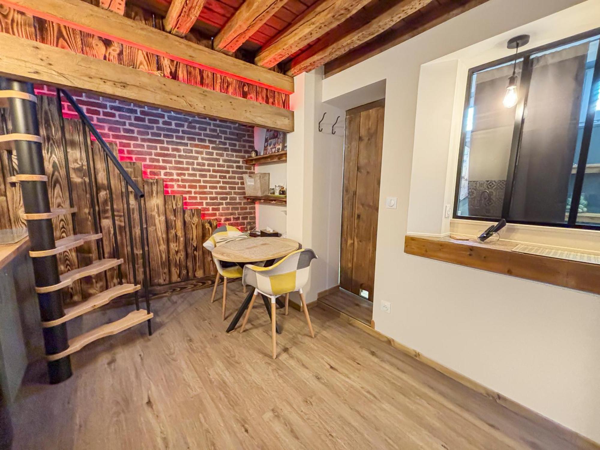 Duplex Cosy Avec Netflix & Amazon Prime Lägenhet Beauvais Exteriör bild